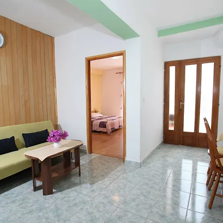 Kovacic ゲストハウス マカルスカ