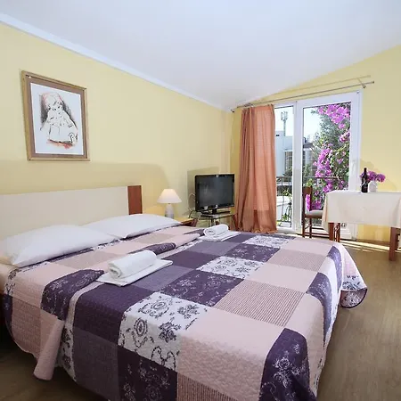 Kovacic Πανσιόν 3*