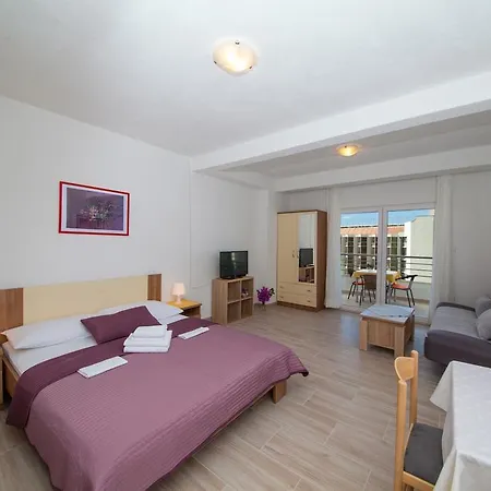 Kovacic 3* מאקרסקה